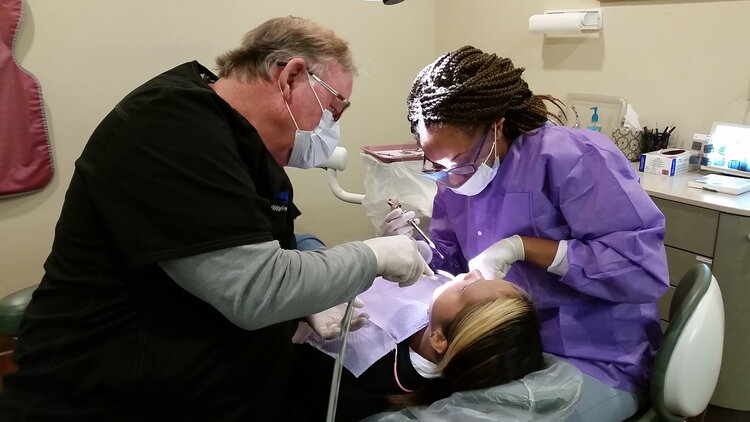Dental cleaning at free clinic