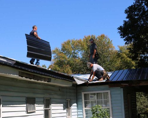 Roof repairers